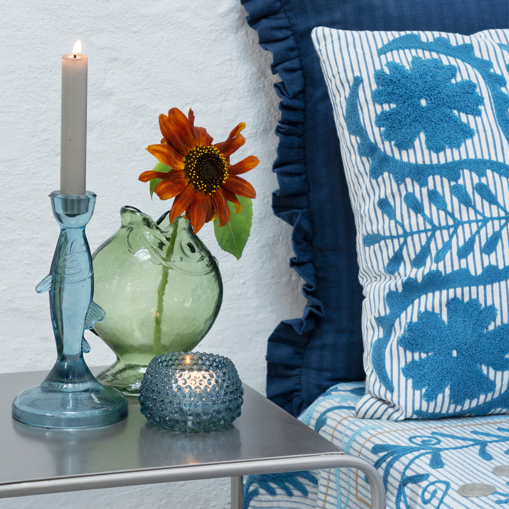 Suzani Cushion Cover | Madam Stoltz | Bestickte Kissenhülle | 3 Varianten
