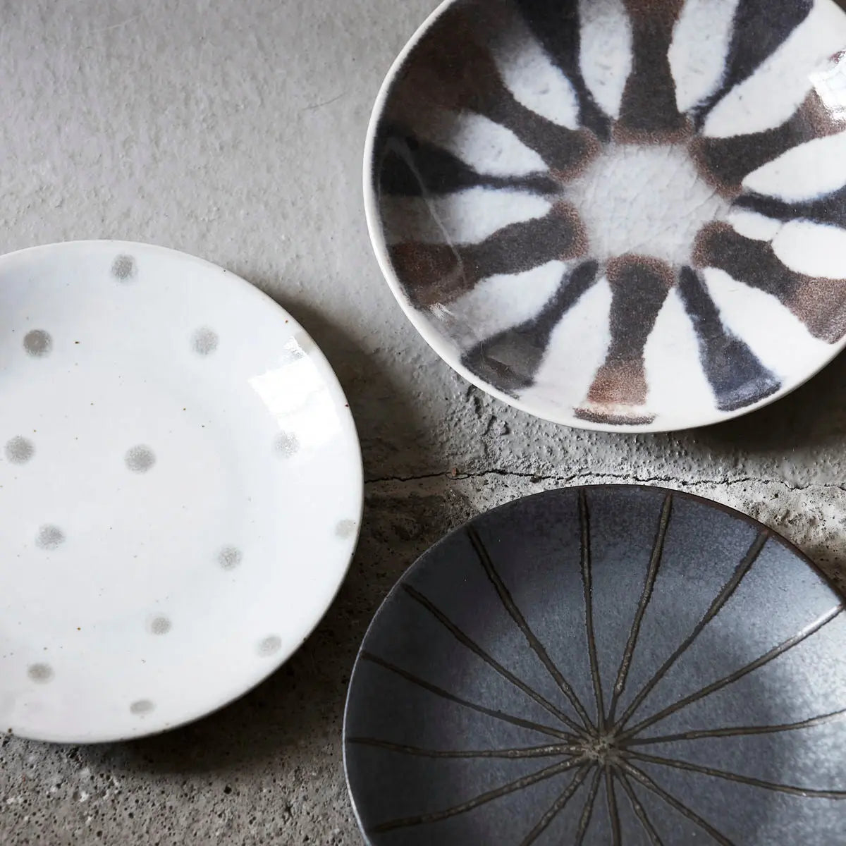 Teller DOTS - Feder&Konfetti