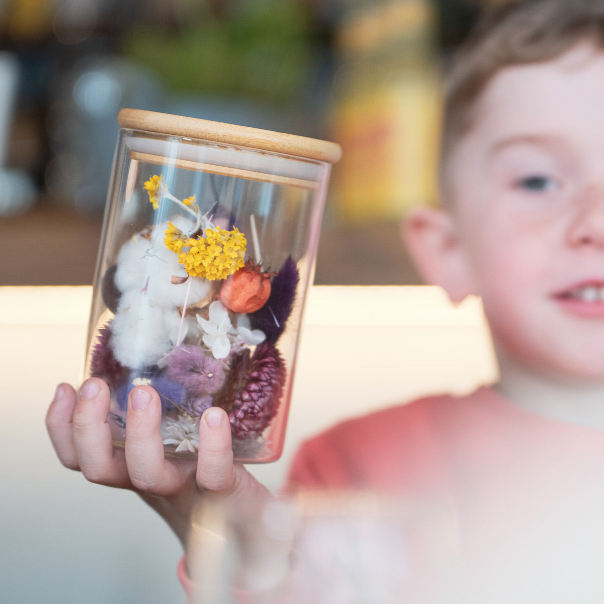 Mini-Magie – Kinderworkshop: Dekogläser befüllen