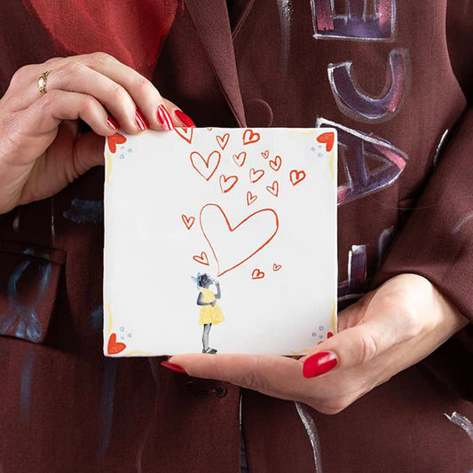 Spread the Love | StoryTiles | Handgefertigte Keramikfliesen