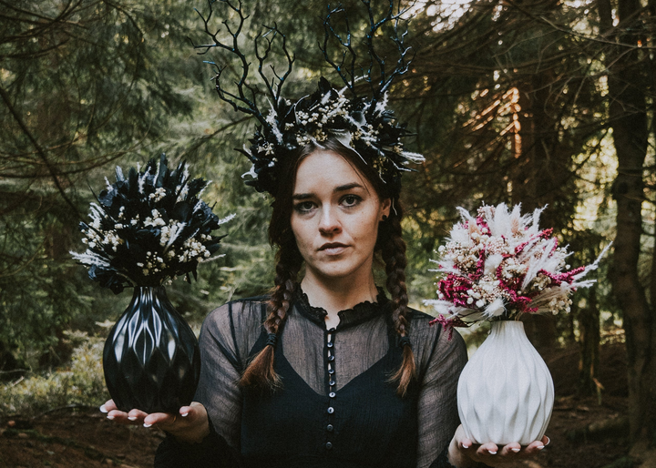 Trockenblumen neu interpretiert: unsere Dark Collection ✨ 🖤