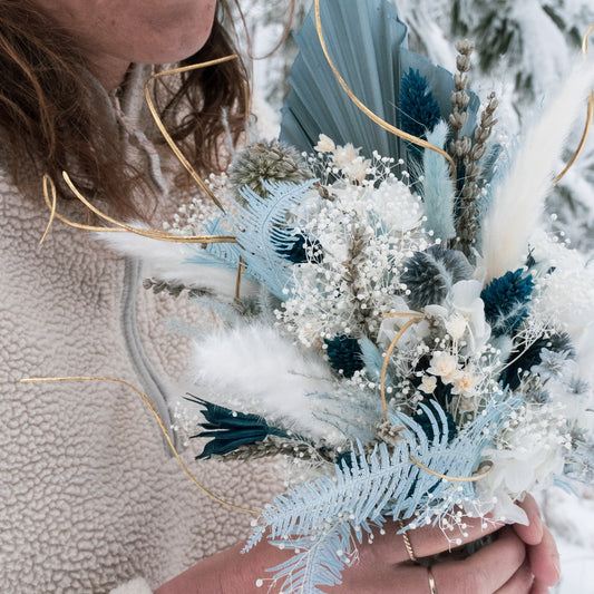 Trockenblumenstrauß des Monats Dezara