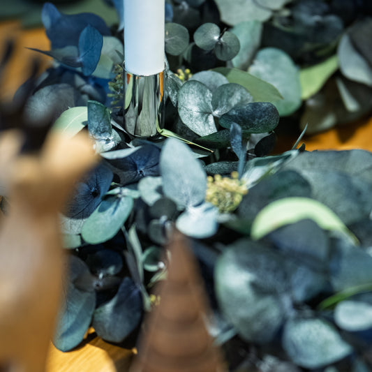 Vinterlys | Adventskranz binden mit Eukalyptus & Hygge-Gefühl