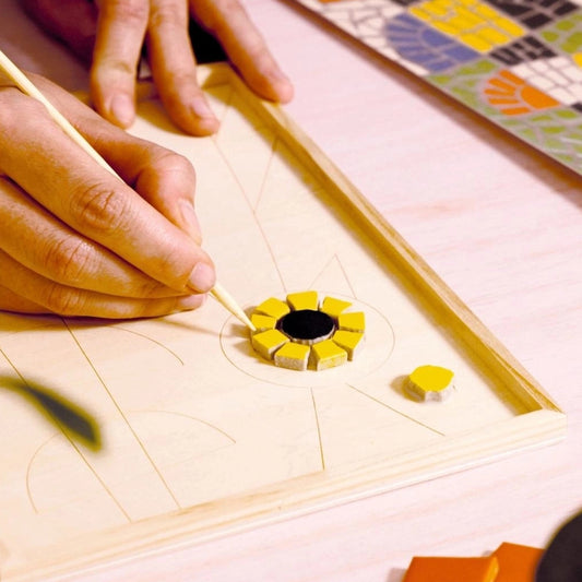 Atelier 73 – Mosaik Totem | Djeco | Kreativset