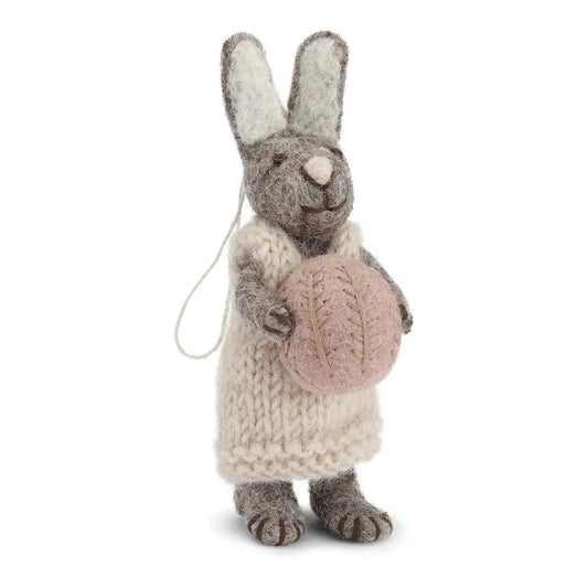 Figur BUNNY WITH LIGHT GREY DRESS AND LAVENDER EGG Én Gry & Sif