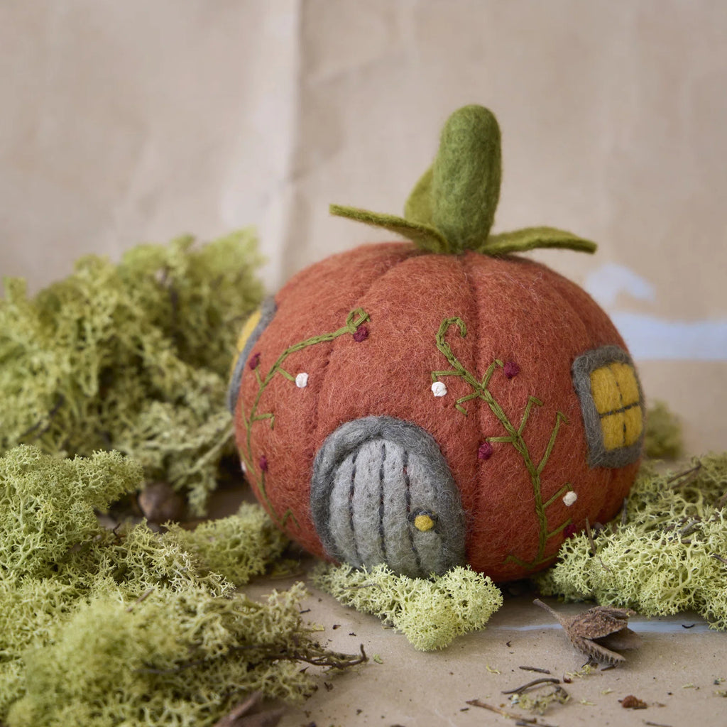 Pumpkin House | Gry & Sif | Filzfigur