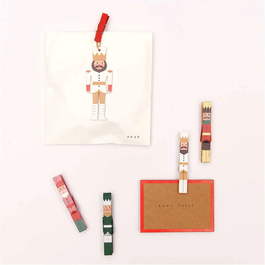 Hänger NUSSKNACKER Rico Design