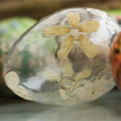 Glass Easter Egg Flowers | Madam Stoltz | Dekoanhänger