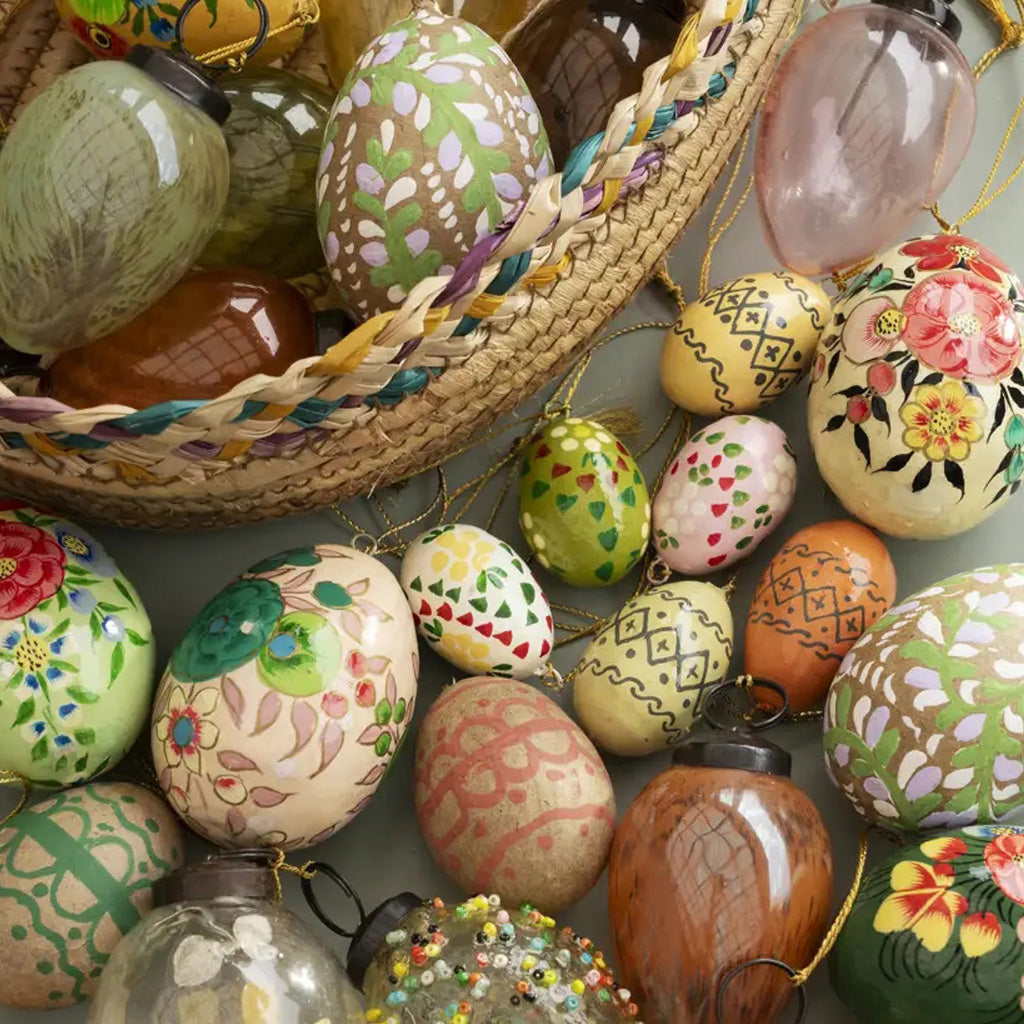Glass Easter Egg Flowers | Madam Stoltz | Dekoanhänger