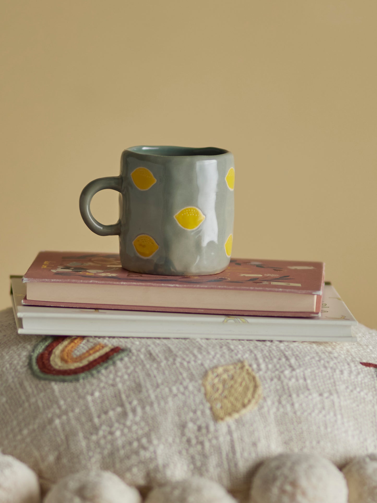 Agnes | Kindertasse aus Steingut | 2 Farben
