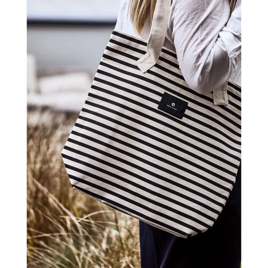 Canva | Tasche
