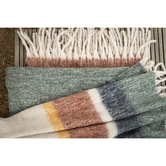 Isabel | Tagesdecke | recycelt | 2 Farben