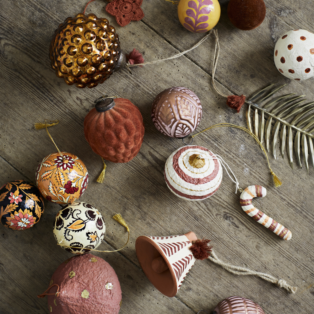 Paper Pulp Balls | Handgefertigte Papierkugeln mit Punkten | 3 Varianten