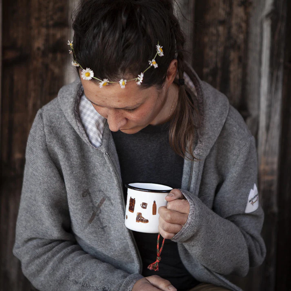Emaille Tasse GIPFELSTÜRMER*IN | 2 Varianten