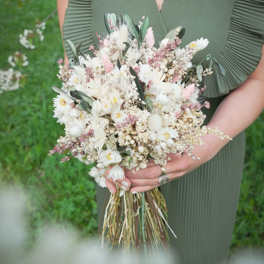 Trockenblumenstrauß des Monats JUNA