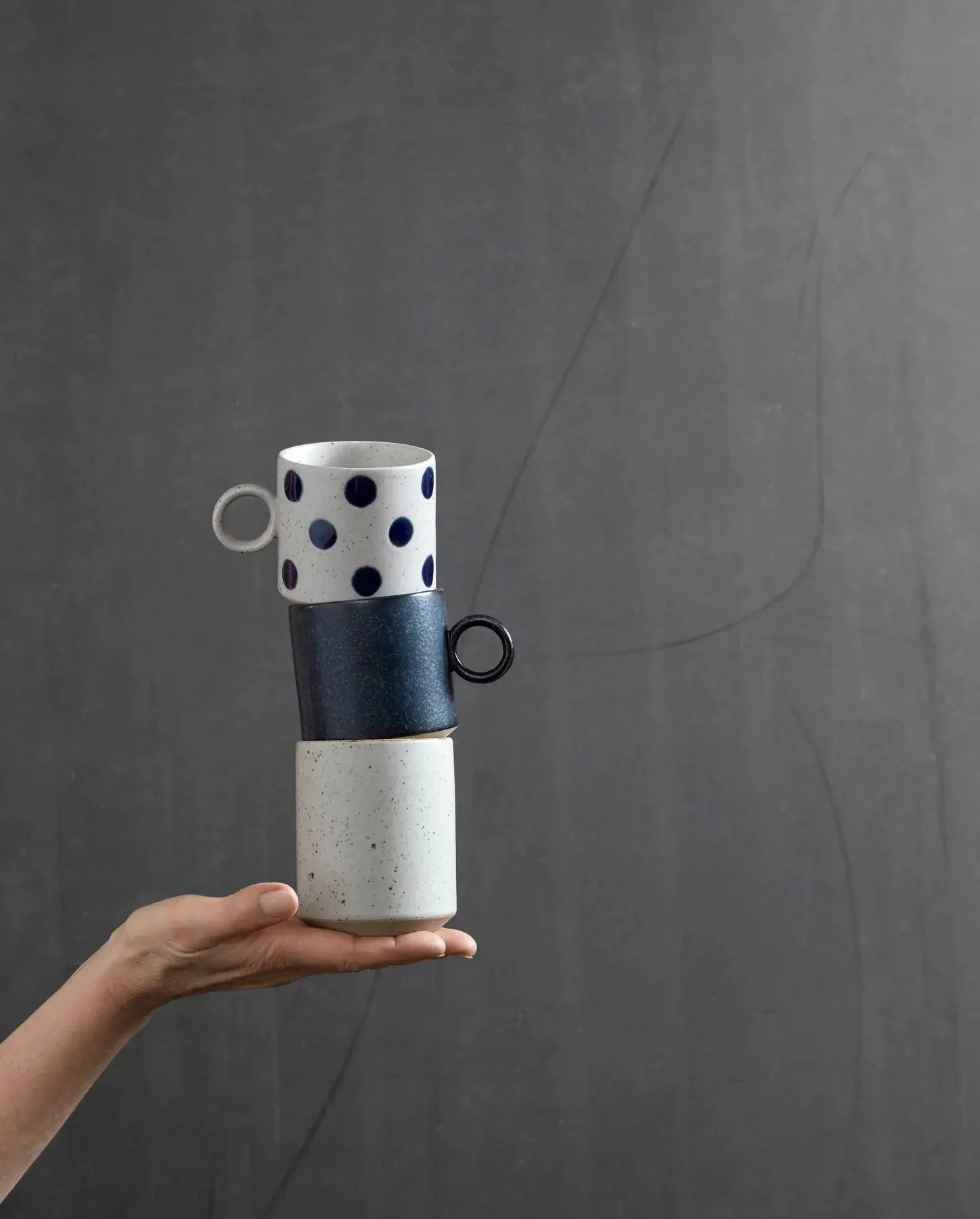 Tasse GRAINY DOT | sand - dark blue - Feder&Konfetti Store