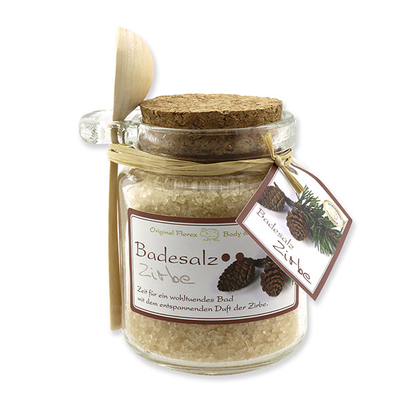 Wohlfühlzeit | Badesalz Zirbe – im Glas mit Holzlöffel