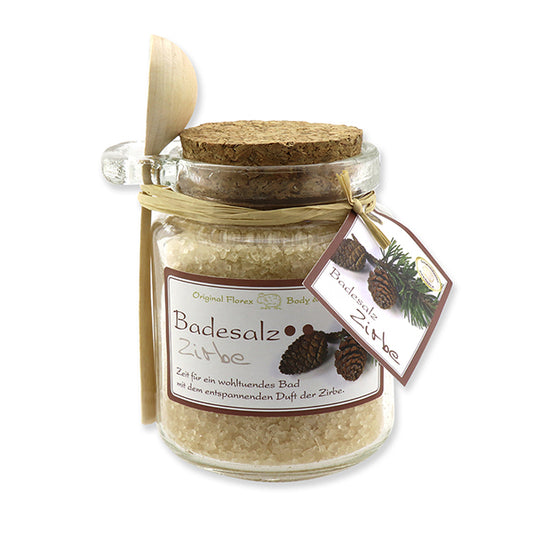 Wohlfühlzeit | Badesalz Zirbe – im Glas mit Holzlöffel