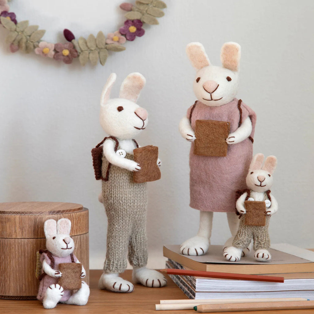 White Bunny | Book | Filz-Anhänger | 2 Varianten