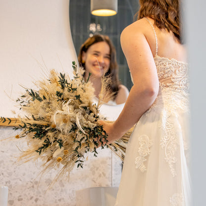 Brautstrauß Lucia | Feder&Konfetti | Hochzeitsfloristik