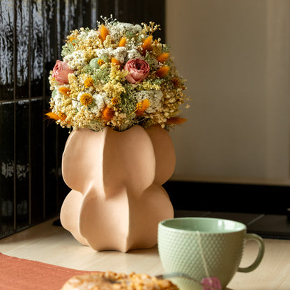 Fiora | Feder&Konfetti | handgebundener Trockenblumenstrauß
