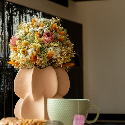 Fiora | Feder&Konfetti | handgebundener Trockenblumenstrauß
