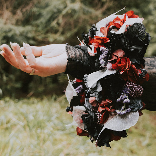 Blood Moon | Kranz | Dark Collection